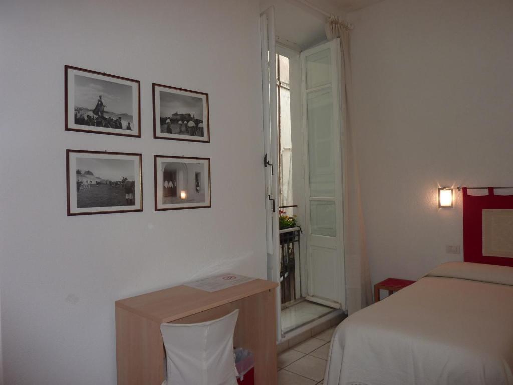 L'Arco Cagliari Bed & Breakfast Екстериор снимка