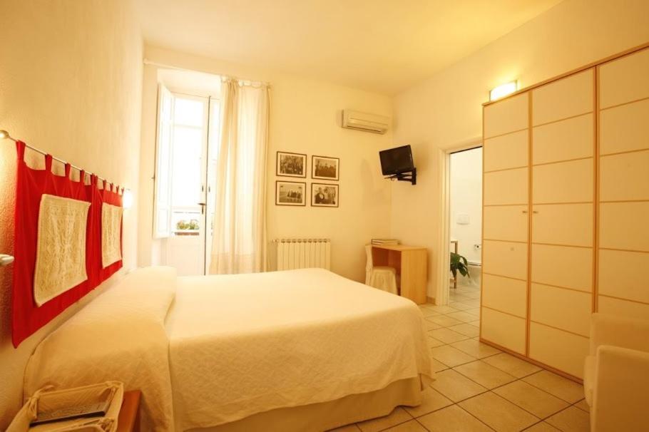 L'Arco Cagliari Bed & Breakfast Екстериор снимка