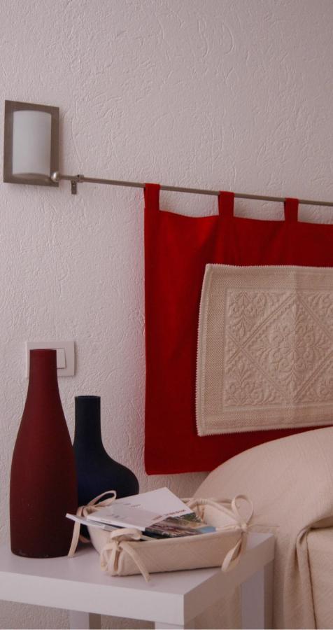 L'Arco Cagliari Bed & Breakfast Стая снимка